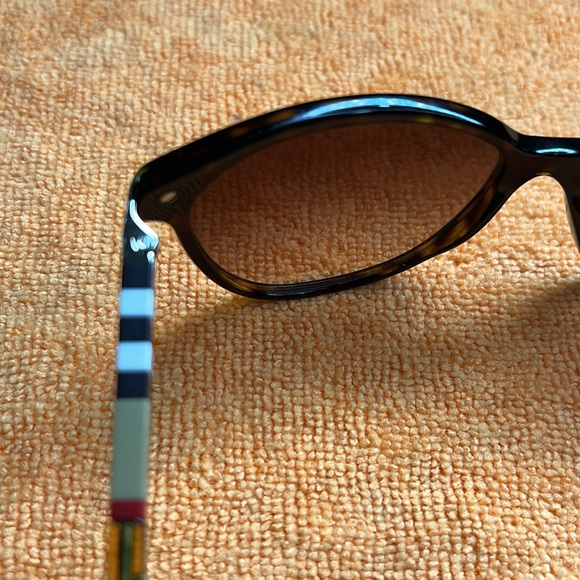 BURBERRY B 4216 WOMENS SUNGLASSES 😎 - Picture 10 of 12